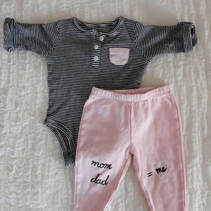 2 piece Carter's set